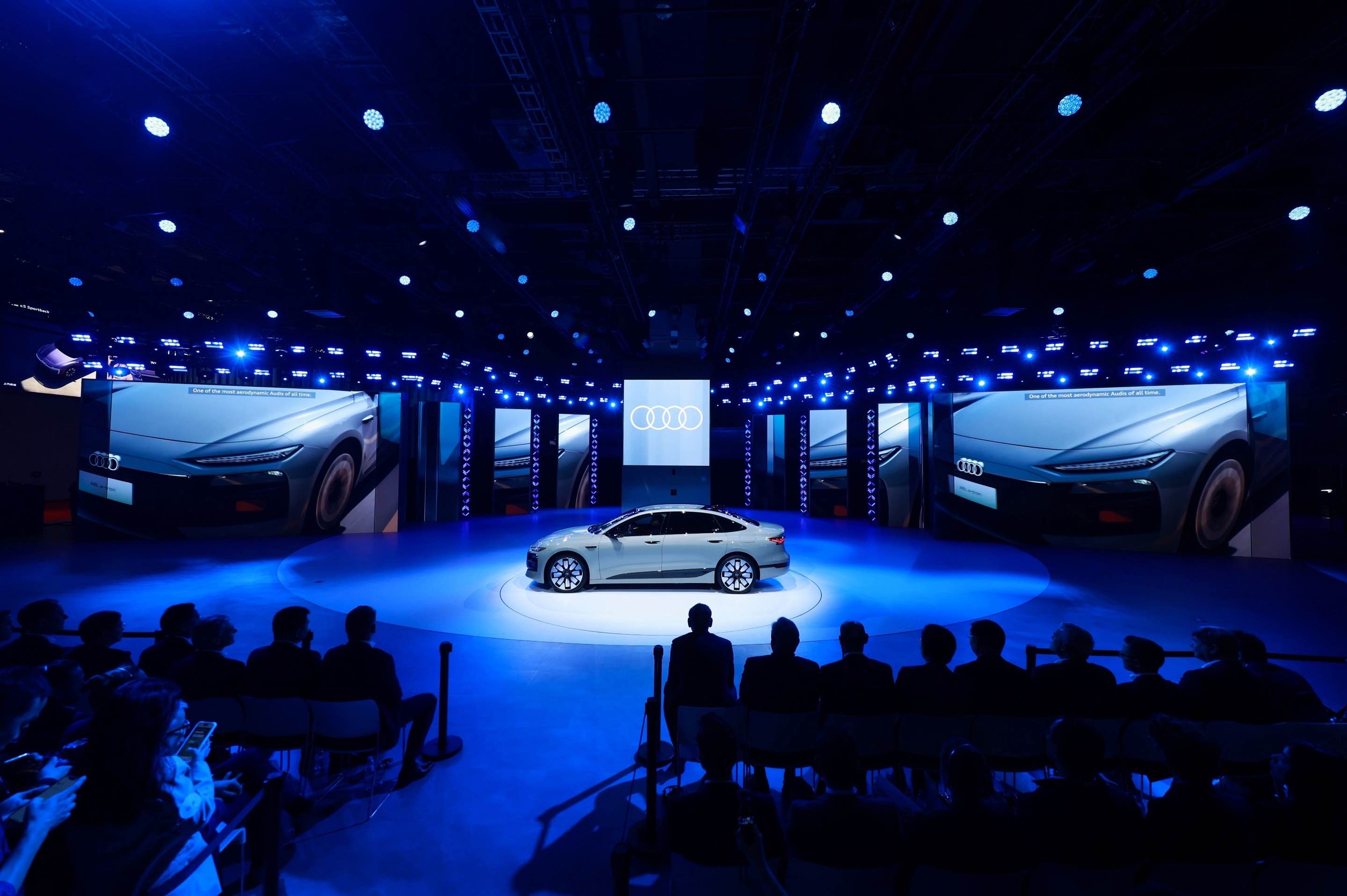 6.奥迪A6L e-tron.jpg