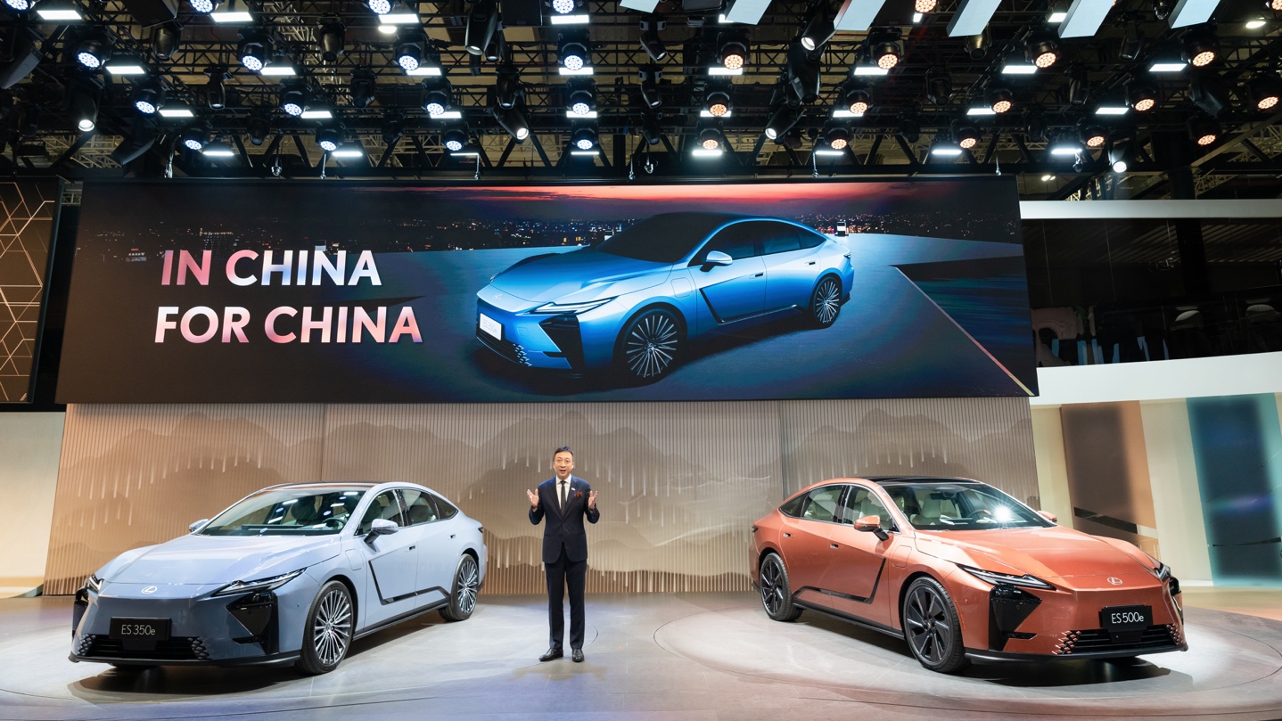 焕新登场，定义新豪华 LEXUS雷克萨斯全新一代ES于上海车展全球首发