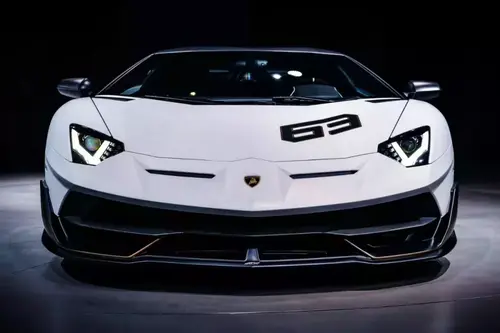 戊戌年的最速传说 兰博基尼Aventador SVJ 63亚太首秀