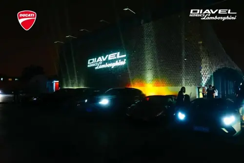 善举当先，杜卡迪Diavel 1260兰博基尼限量版义拍成功