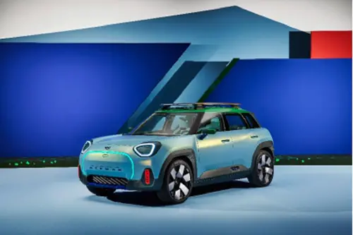 迷你至简的MINI Concept Aceman纯电概念车全球首发亮相