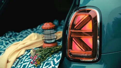 一场由新一季MINI COUNTRYMAN引发的即兴城市露营