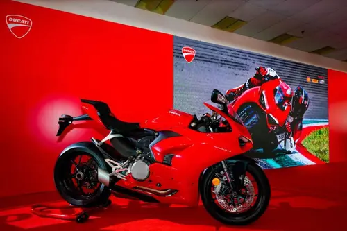 好看、好骑更好玩，全新杜卡迪Panigale V2远超你想象