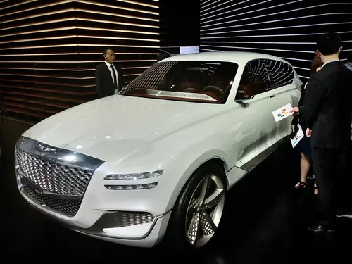 捷尼赛思首次亮相中国 GV80 G90 Mint登陆进博会