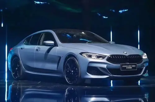 全新BMW 8系不完全是BMW，但它更BMW