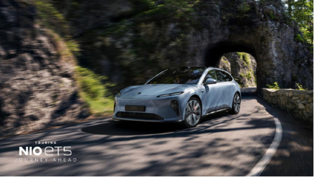 李斌的第二张“王牌”，29.8万元起售的蔚来ET5 Touring